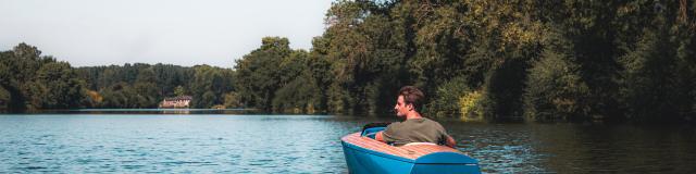 Bateau Dandy Sur La Mayenne La Mayenne (riviere) Chateau Gontier Cp Lezbroz Teddy Verneuil Mayenne Tourisme 1920px